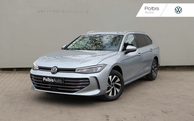 Volkswagen Passat cena 192790 przebieg: 8, rok produkcji 2024 z Olsztyn małe 301